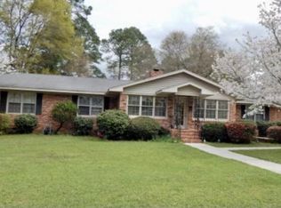 1000 Gracewood Dr, Dublin, GA 31021