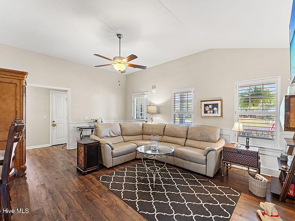 4th image of 4255 Cherry Laurel Lane SE