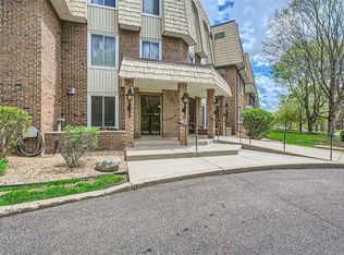 255 Westview Dr APT 106, West Saint Paul, MN 55118