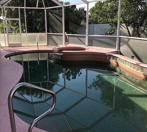 Pool & Spa