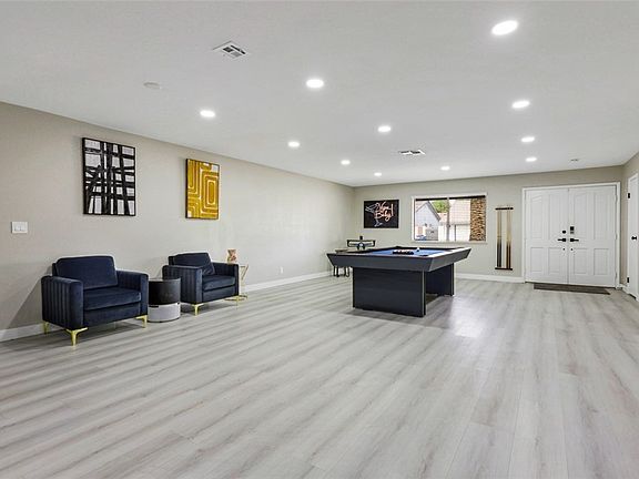 5th image of 3047 Van Buskirk Cir