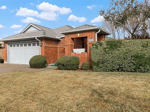 2nd image of 3905 Capricorn Ct