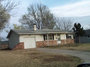 952 S Doreen St, Wichita, KS 67207