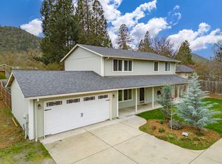 1156 2nd Ave, Gold Hill, OR 97525