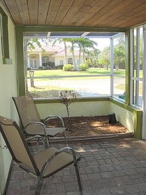 3rd image of 4265 Harbour Ln