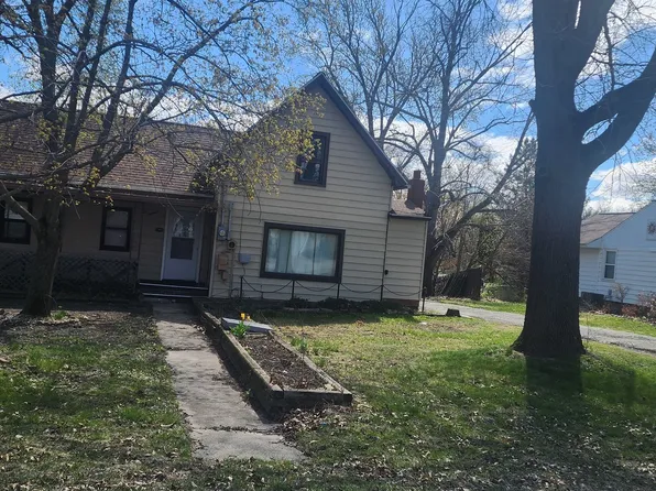 114 Armstrong St, Utica, IL 61373