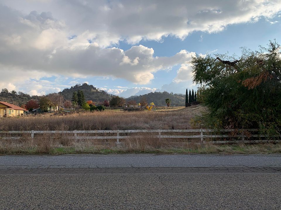 1st image of 32301 Pleasant Oak Dr