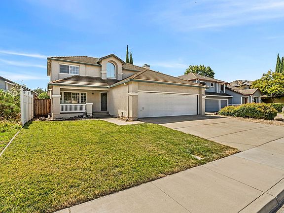 3rd image of 880 Woodsong Ln