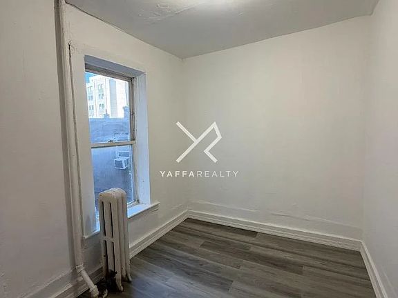 3rd image of 193 Buffalo Ave APT 4
