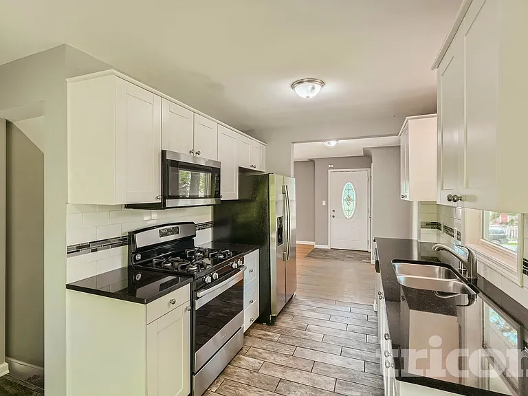 5728 Xerxes Ave S — Photo 13