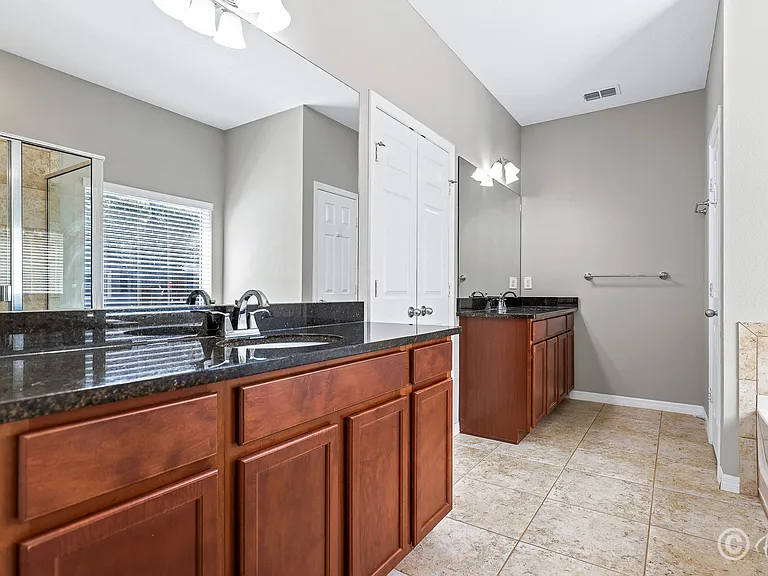 5221 Bannister Park Ln — Photo 16