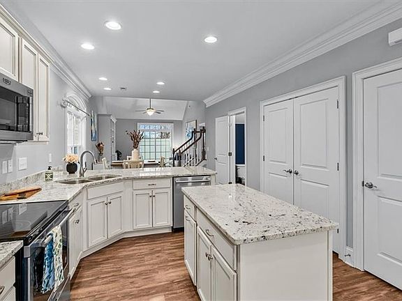 3rd image of 30 Pisgah Forest Cir