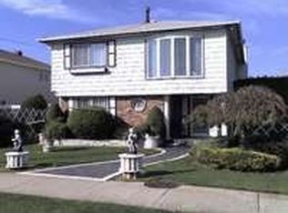 8411 165th Ave, Howard Beach, NY 11414