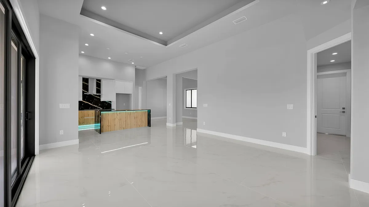 Building Photo - 1521 NW 37th Ave