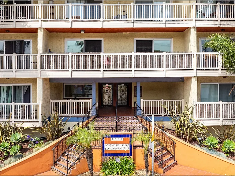 1707 Pacific Coast Hwy #218 — Photo 11