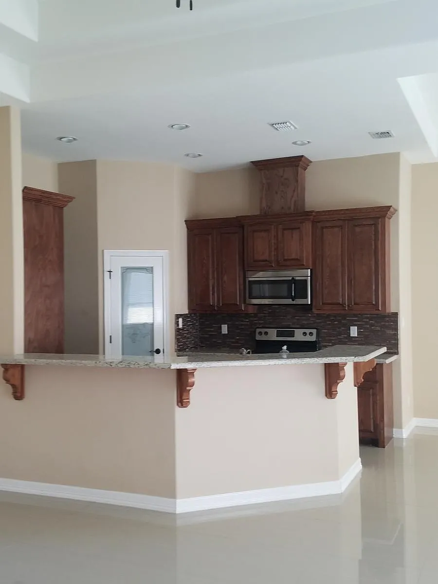 Building Photo - 4605 Jerrys Way