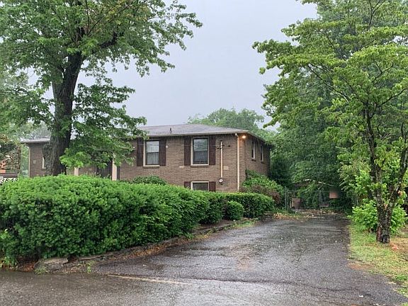 2nd image of 3848 Woodward Dr