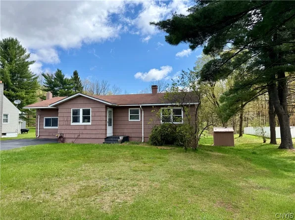 7928 Morgan Rd, Liverpool, NY 13090