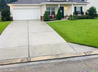 13012 Vermillion Dr, Denham Springs, LA 70726