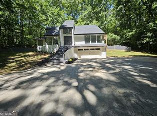 6452 Lake Esther Dr, Fairburn, GA 30213