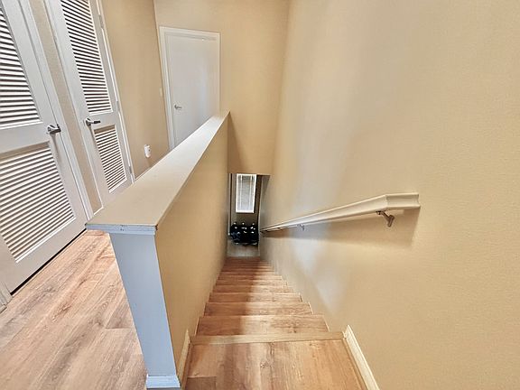 4th image of 454 J St