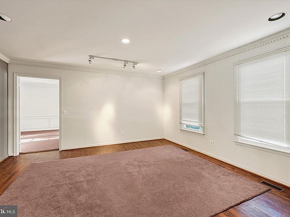 4th image of 8508 Goshen View Dr