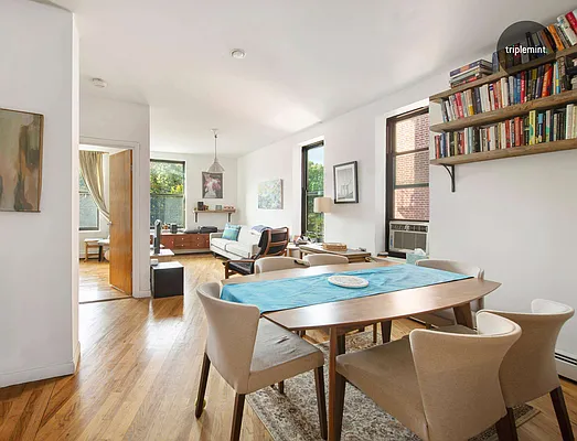 Sold by Triplemint | media 14