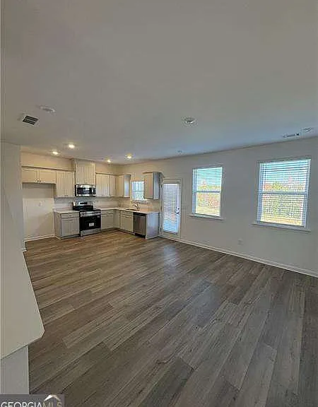 162 Milledge Common Dr — Photo 3