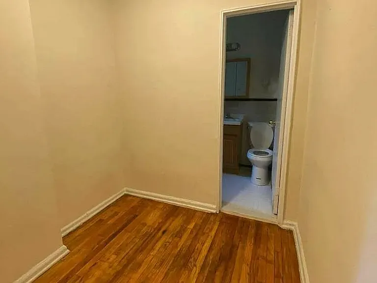 84th Dr — Photo 4