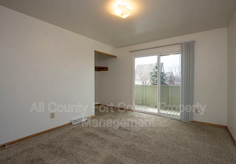 1408 S Douty Ave #1 — Photo 9
