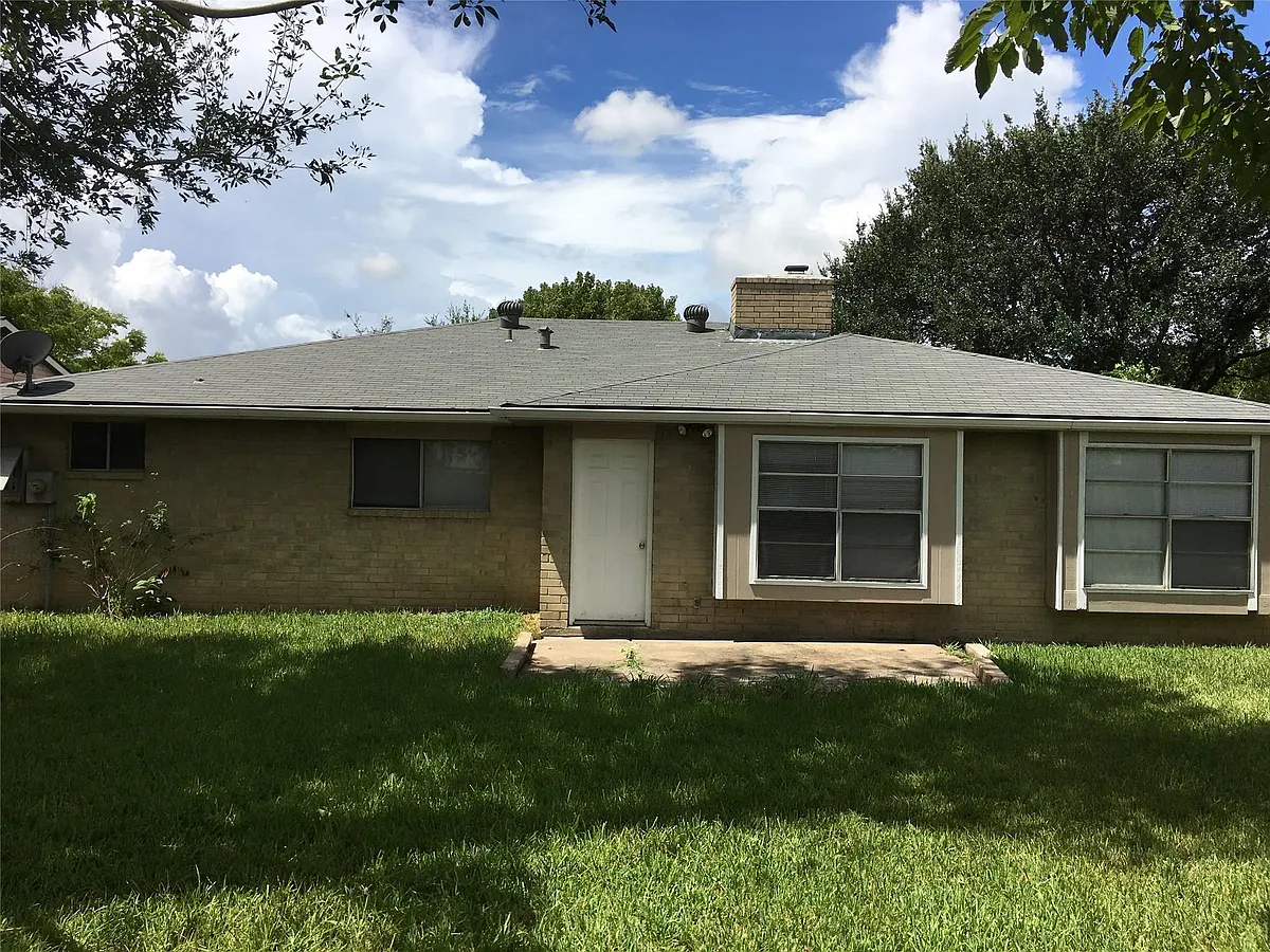 Building Photo - 6219 Westbranch Dr
