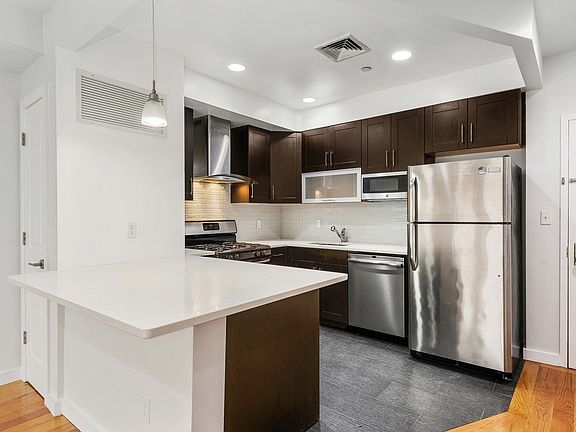 4th image of 25-40 38th St #30B