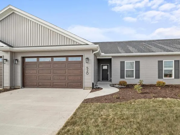 520 N 3rd St, Eldridge, IA 52748