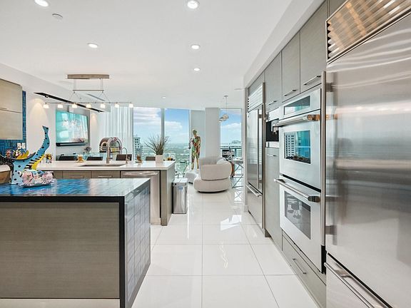 5th image of 333 Las Olas Way #3906