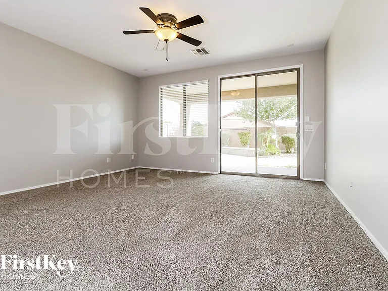 23781 W Hammond Ln — Photo 3