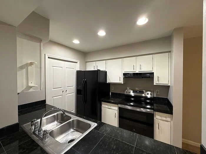 11002 Harrowfield Rd — Photo 8