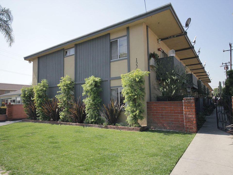 Sharp 15 Unit Well Maintained Building!