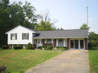 435 Cedar Creek Rd, Makanda, IL 62958