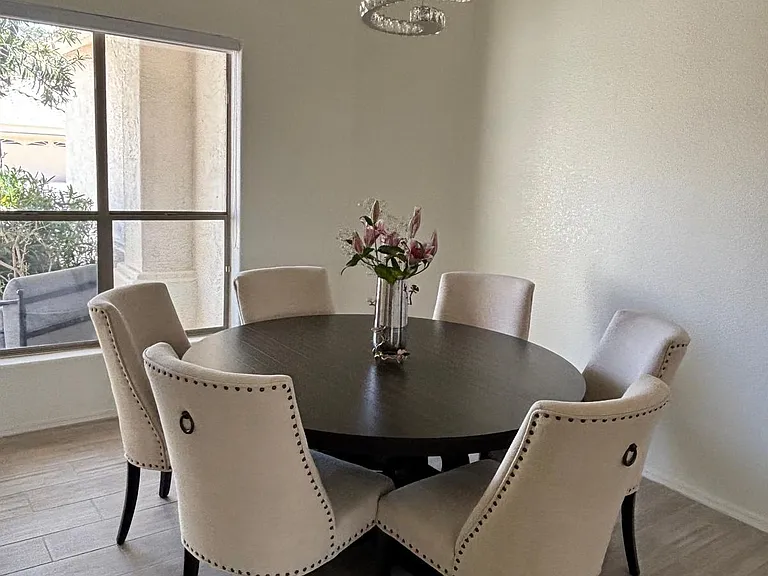 814 W Beechnut Dr — Photo 43