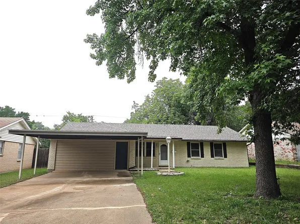 604 Bayless Dr, Euless, TX 76040
