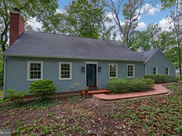 2961 Kings Ln, Lancaster, PA 17601