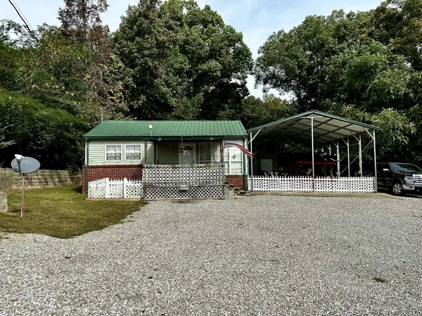 82 Highland Ln, Waverly, TN 37185