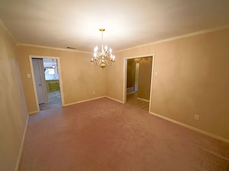 9802 La Rue St — Photo 11
