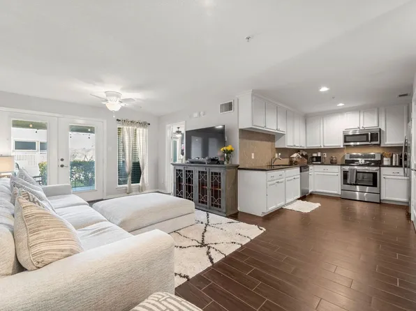 35 April Point Dr S #35, Montgomery, TX 77356