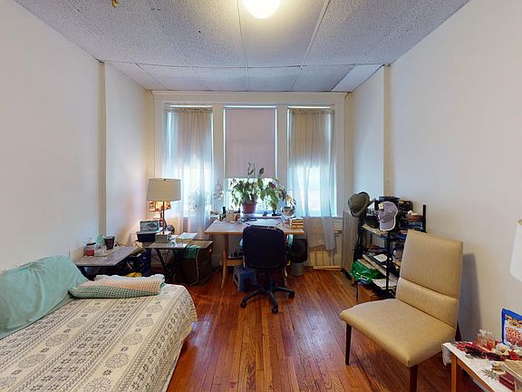 2nd image of 91 Brainerd Rd #1
