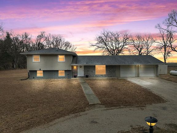 2nd image of 15795 E 2550 North Rd