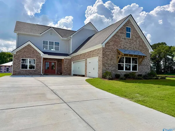 100 Donnington Way, Meridianville, AL 35759