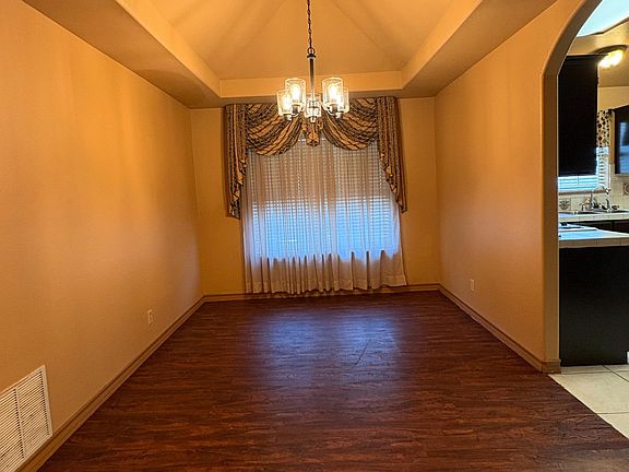 5th image of 1520 Serene Dr