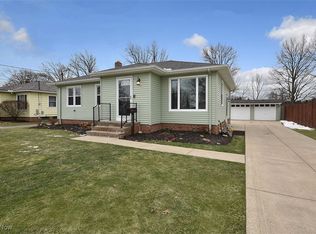 3735 Hilltop Dr, Parma, OH 44134