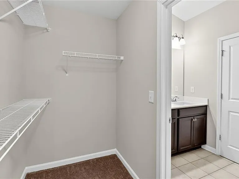 1542 Brookmere Way — Photo 23